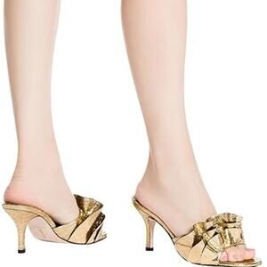 Larroude Colette Ruffle Mule Stiletto Heels Cracked Metallic Leather Gold Size 6